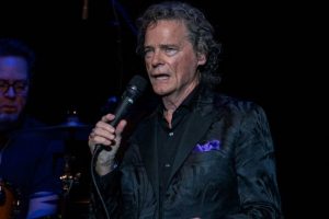 B.J. Thomas Has Tragically Died From Lung Cancer