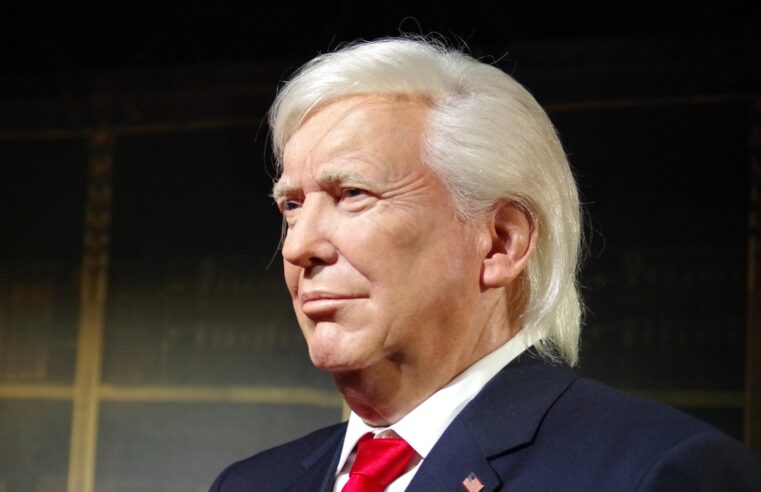 Trump Considers Pressure Tactics Amid Escalating Iran Protests