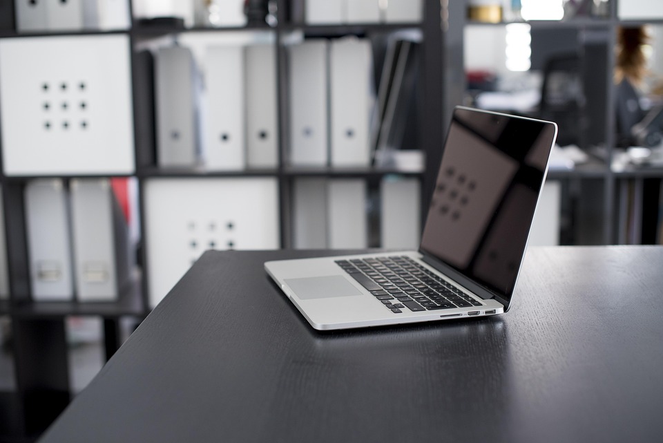 Anthropic Calls for Balanced AI Regulation as Industry Grows